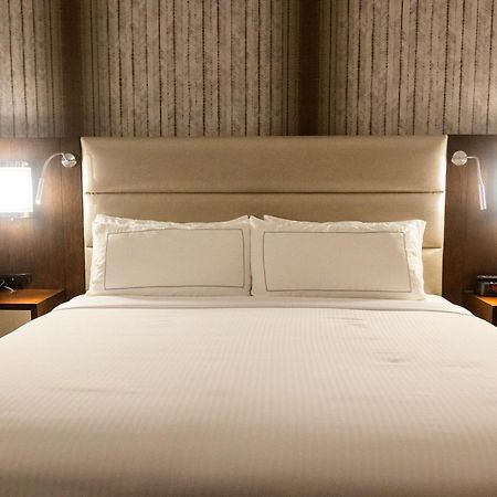 Doubletree By Hilton Houston Brookhollow Екстер'єр фото